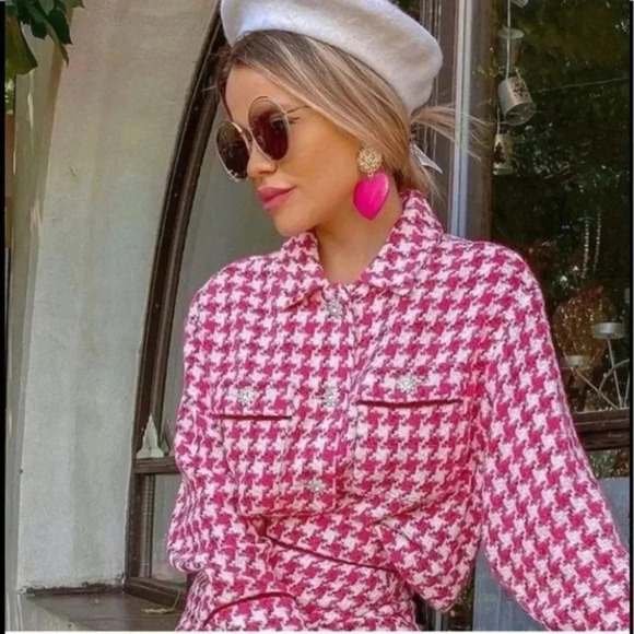 Zara Jackets & Blazers - Zara Short Textured Weave Over-shirt Raspberry